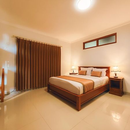 Rostika Hotel Sekumpul Pabean Buleleng エクステリア 写真