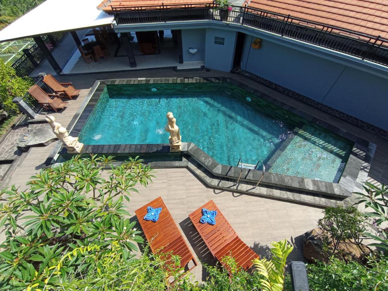 Rostika Hotel Sekumpul Pabean Buleleng エクステリア 写真