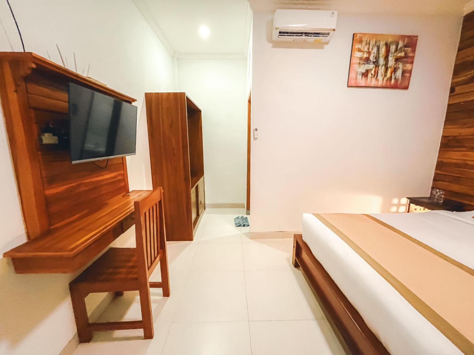 Rostika Hotel Sekumpul Pabean Buleleng エクステリア 写真