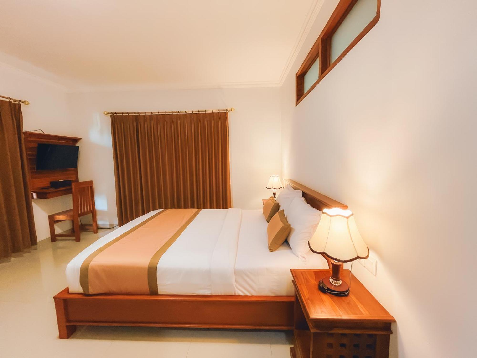 Rostika Hotel Sekumpul Pabean Buleleng エクステリア 写真